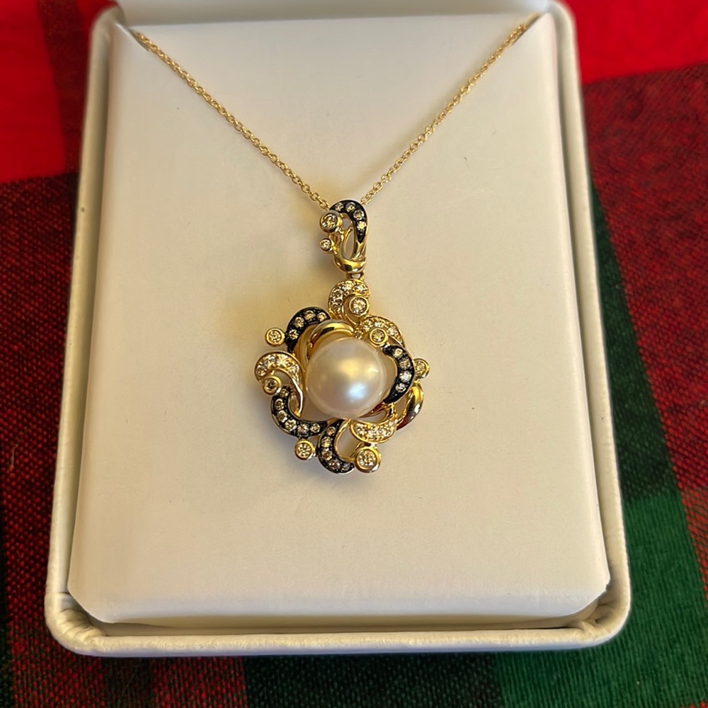 Pearl & Diamond Necklace NEW